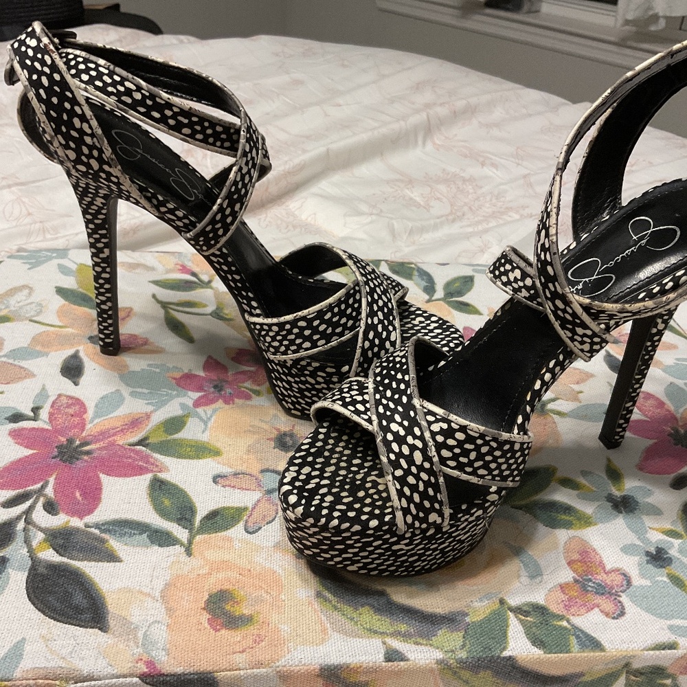 Jessica Simpson Blairre black speckled heels